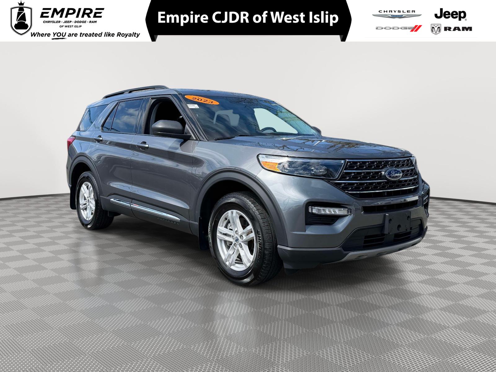 2023 Ford Explorer XLT for sale in West Islip, NY