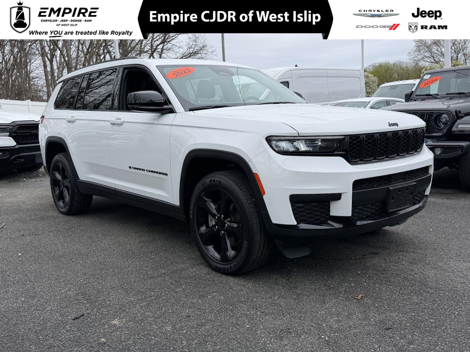 2023 Jeep Grand Cherokee L Altitude 4x4 for sale in West Islip, NY