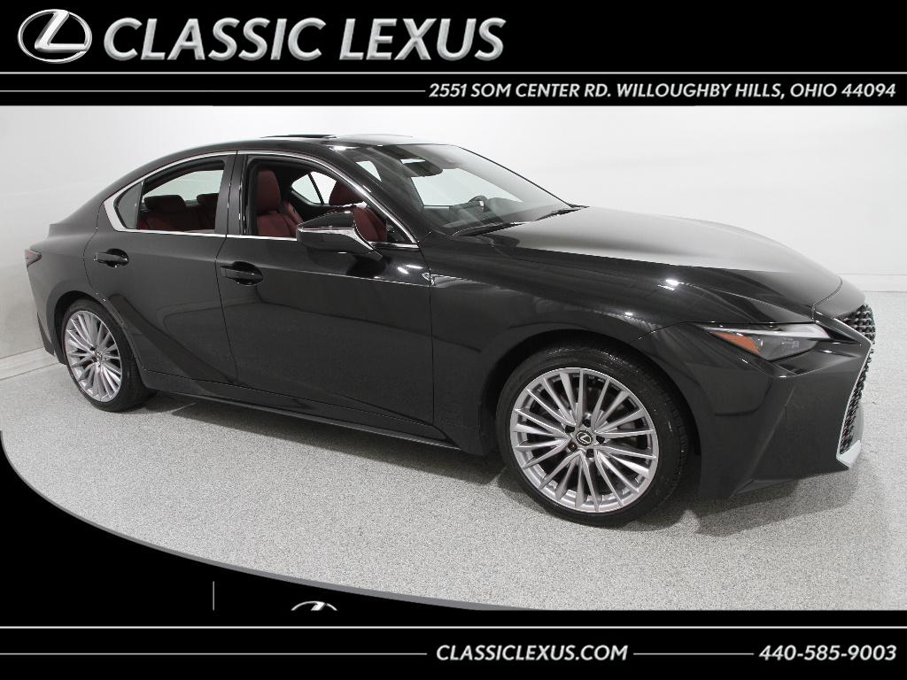 2023 Lexus IS 300 Base for sale in Willoughby Hills, OH