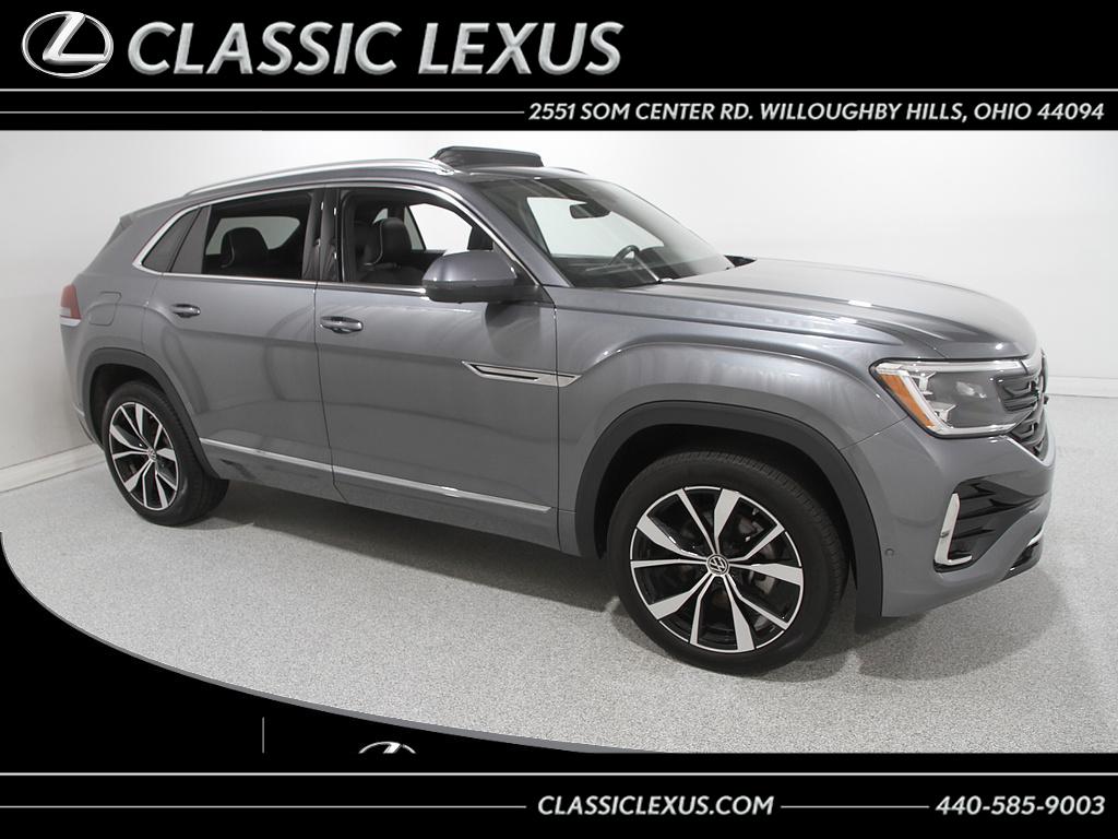 2025 Volkswagen Atlas Cross Sport 2.0T SEL Premium R-Line for sale in Willoughby Hills, OH