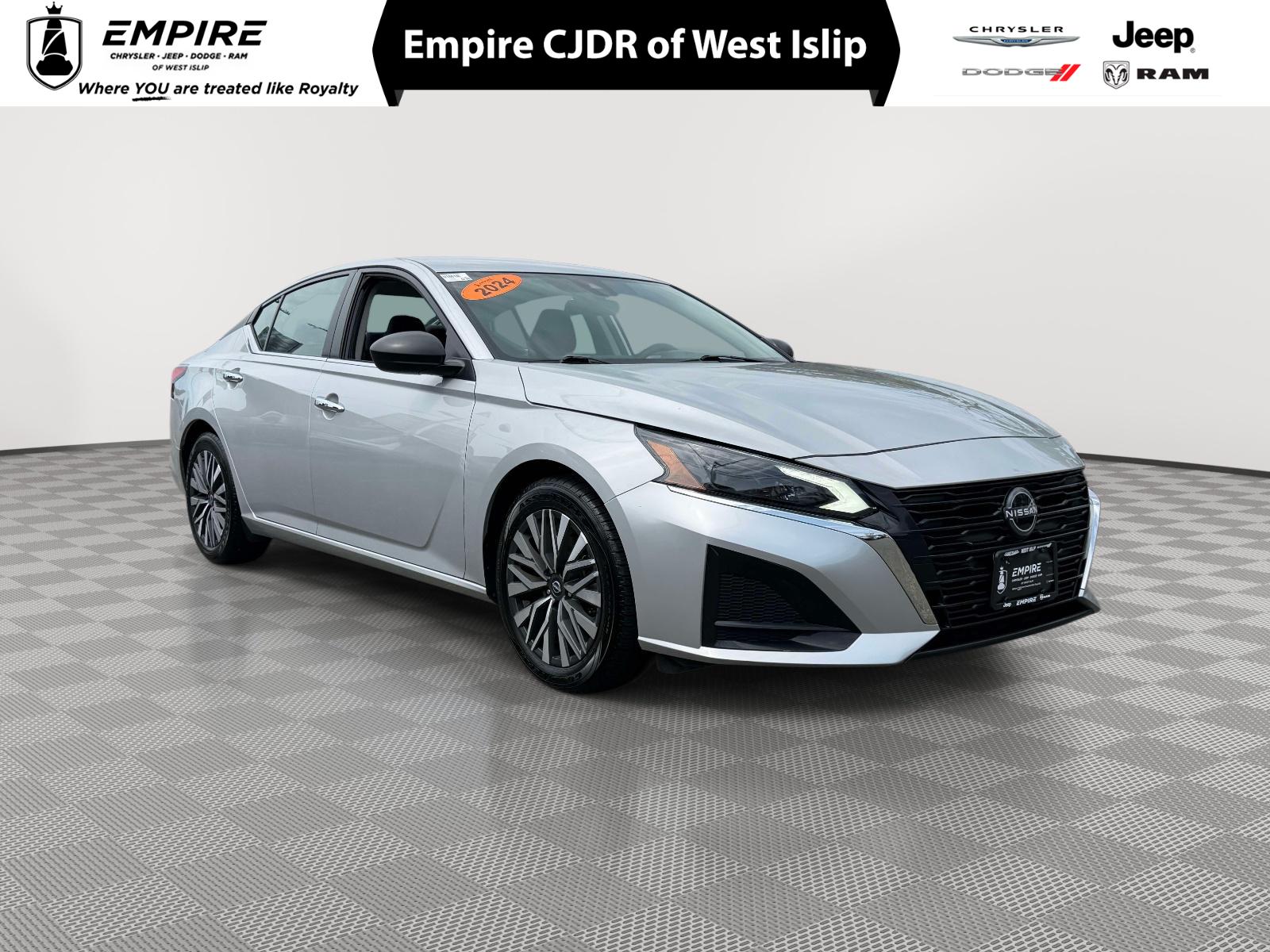 2024 Nissan Altima SV FWD for sale in West Islip, NY